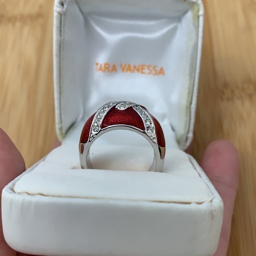 Tara Vanessa | Silver Tone Painted Red Enamel CZ Fashion Dome Ring NIB - Picture 5 of 10